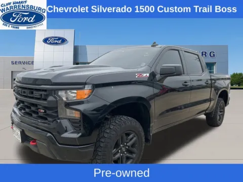 Black 2022 Chevrolet Silverado 1500 Custom Trail Boss for sale in Warrensburg, MO
