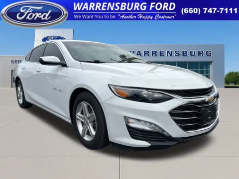 White 2022 Chevrolet Malibu LT for sale in Warrensburg, MO