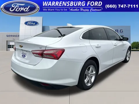 More photos of 2022 Chevrolet Malibu LT at Warrensburg Ford, MO