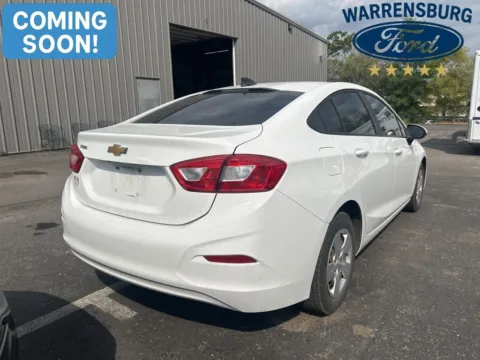 More photos of 2018 Chevrolet Cruze LS at Warrensburg Ford, MO