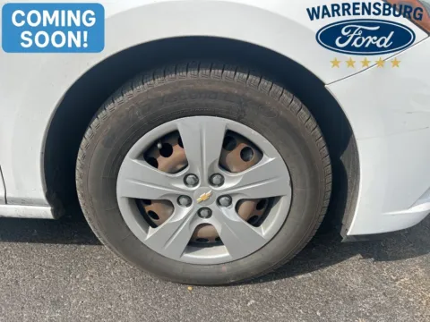 More photos of 2018 Chevrolet Cruze LS at Warrensburg Ford, MO