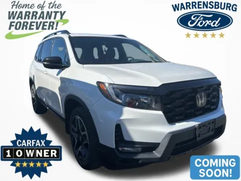 White 2023 Honda Passport Elite for sale in Warrensburg, MO