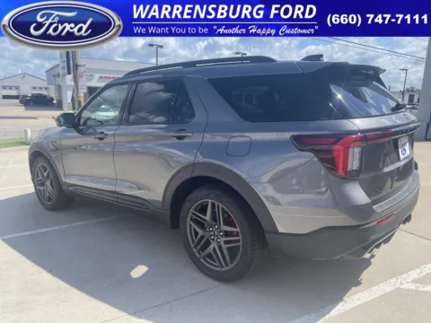 More photos of 2025 Ford Explorer ST at Warrensburg Ford, MO