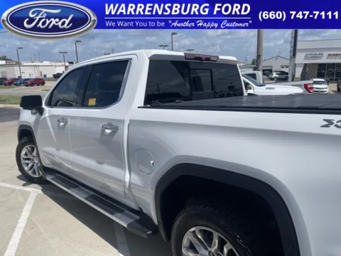 More photos of 2020 GMC Sierra 1500 SLT at Warrensburg Ford, MO