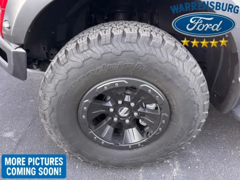 More photos of 2018 Ford F-150 Raptor at Warrensburg Ford, MO