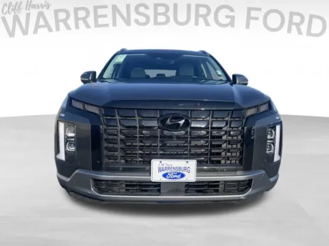 Photos of 2024 Hyundai Palisade SEL for sale in Warrensburg, MO at Warrensburg Ford