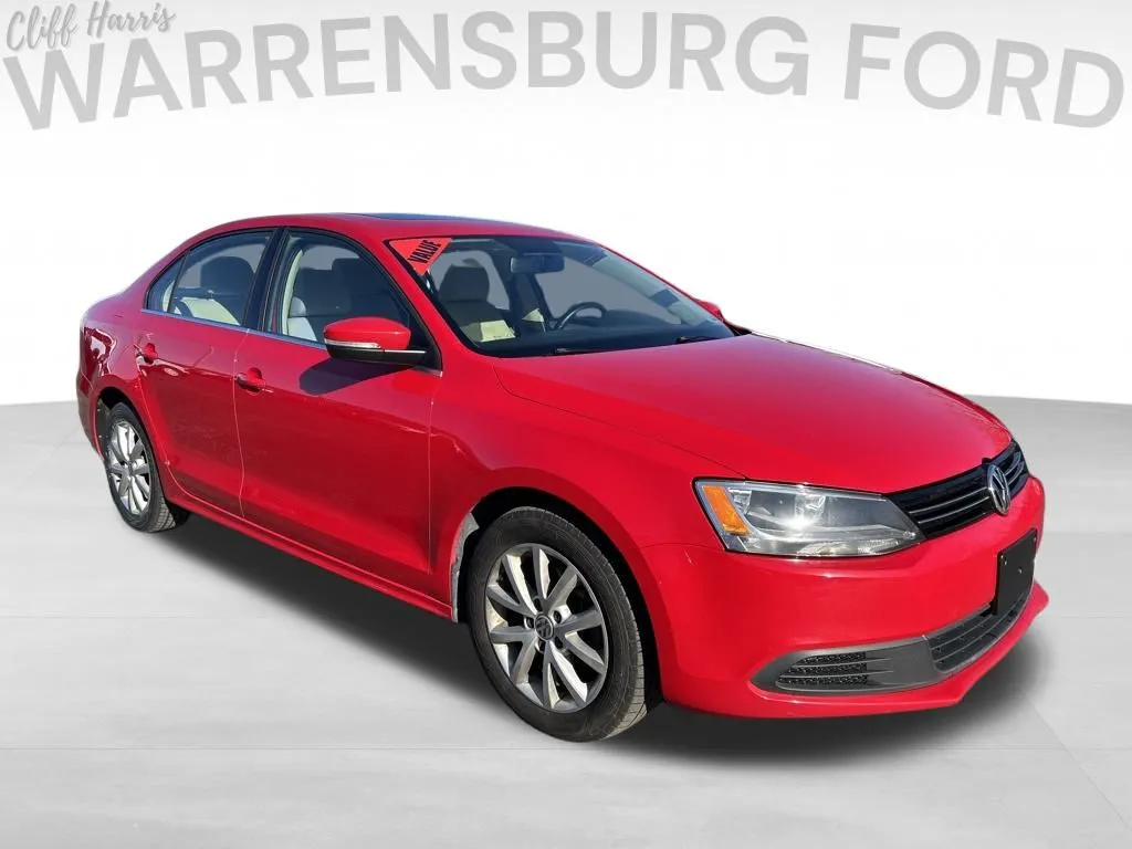 Red 2013 Volkswagen Jetta 2.5L SE for sale in Warrensburg, MO