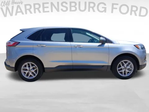 Photos of 2023 Ford Edge SEL for sale in Warrensburg, MO at Warrensburg Ford