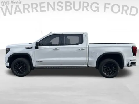 More photos of 2022 GMC Sierra 1500 AT4 at Warrensburg Ford, MO