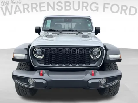 Photos of 2024 Jeep Gladiator Rubicon for sale in Warrensburg, MO at Warrensburg Ford