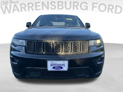 Photos of 2018 Jeep Grand Cherokee Altitude for sale in Warrensburg, MO at Warrensburg Ford