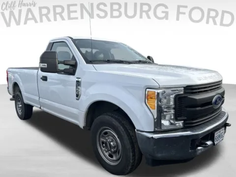 White 2017 Ford F-350SD XL for sale in Warrensburg, MO