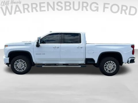 More photos of 2022 Chevrolet Silverado 3500HD High Country at Warrensburg Ford, MO