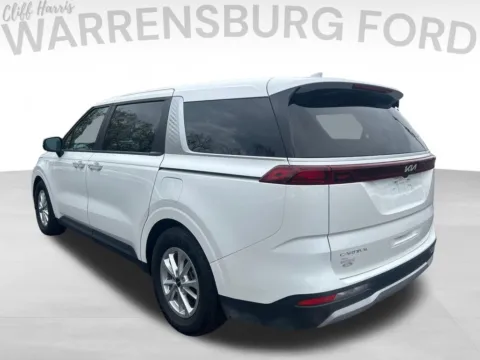 More photos of 2023 Kia Carnival LX at Warrensburg Ford, MO