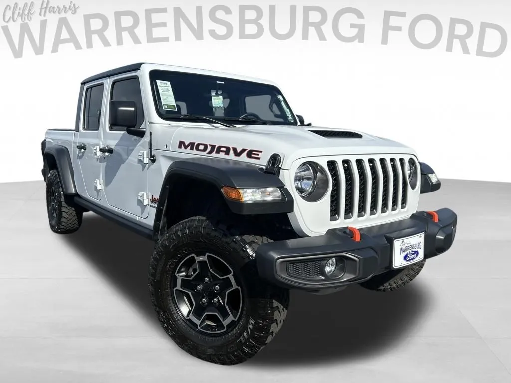 White 2021 Jeep Gladiator Mojave for sale in Warrensburg, MO