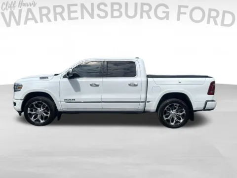 More photos of 2022 Ram 1500 Limited at Warrensburg Ford, MO