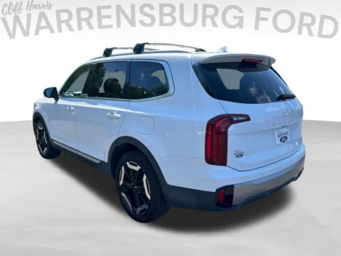 More photos of 2025 Kia Telluride S at Warrensburg Ford, MO
