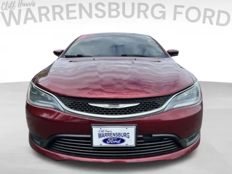 Photos of 2016 Chrysler 200 LX for sale in Warrensburg, MO at Warrensburg Ford