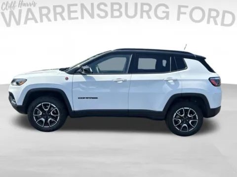 More photos of 2025 Jeep Compass Trailhawk at Warrensburg Ford, MO