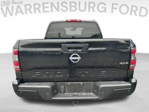 More photos of 2022 Nissan Frontier S at Warrensburg Ford, MO
