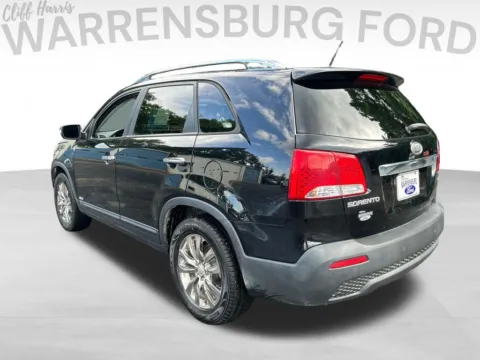 More photos of 2011 Kia Sorento EX at Warrensburg Ford, MO