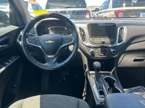 Photos of 2022 Chevrolet Equinox LT for sale in Warrensburg, MO at Warrensburg Ford