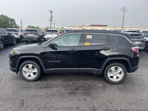 More photos of 2022 Jeep Compass Latitude at Warrensburg Ford, MO