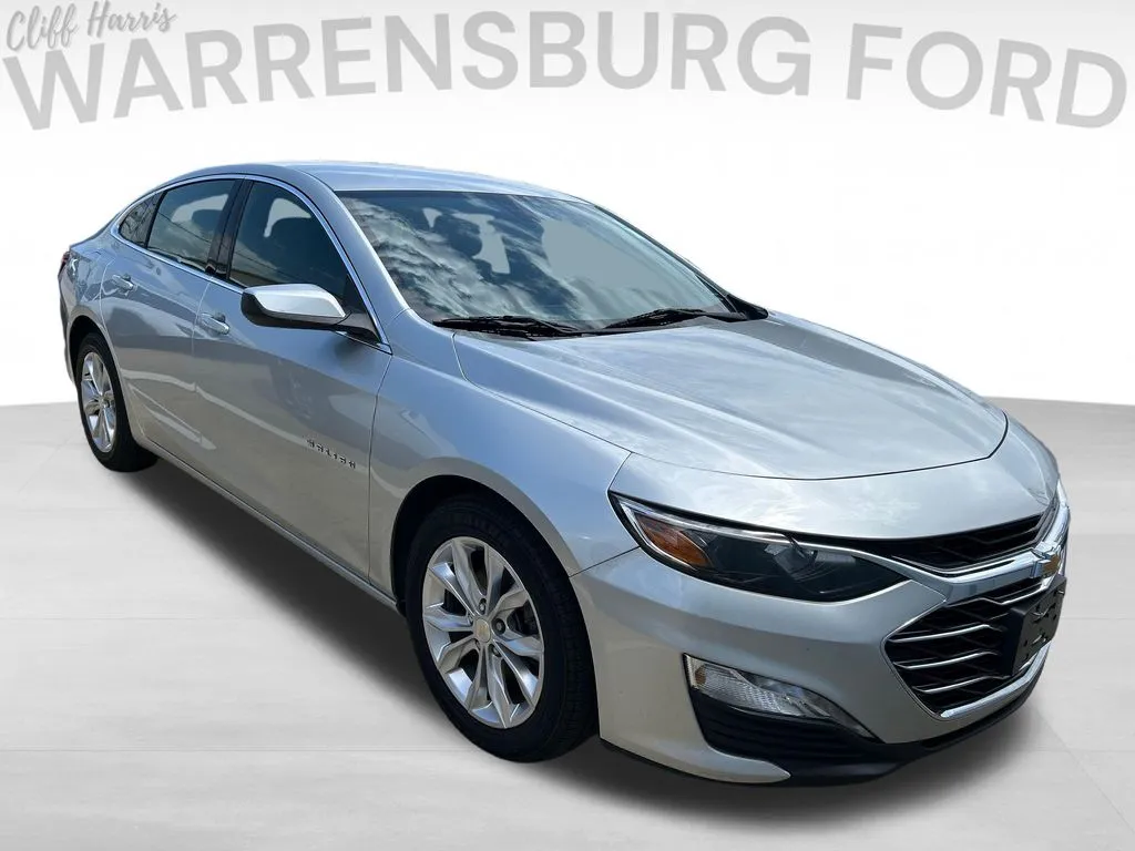 Silver 2022 Chevrolet Malibu LT for sale in Warrensburg, MO