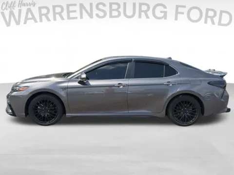 More photos of 2024 Toyota Camry SE at Warrensburg Ford, MO