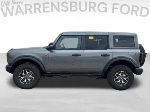 More photos of 2025 Ford Bronco Badlands at Warrensburg Ford, MO