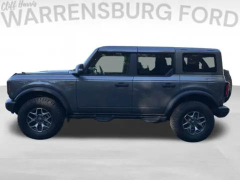 More photos of 2025 Ford Bronco Badlands at Warrensburg Ford, MO
