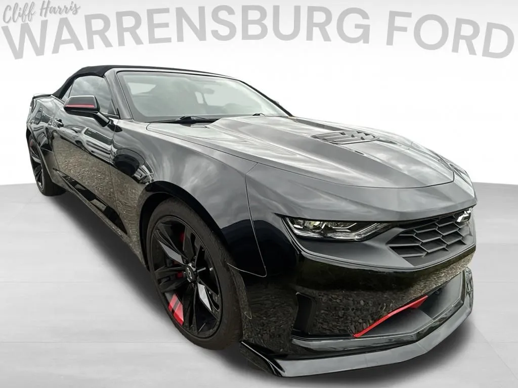 Black 2023 Chevrolet Camaro LT1 for sale in Warrensburg, MO