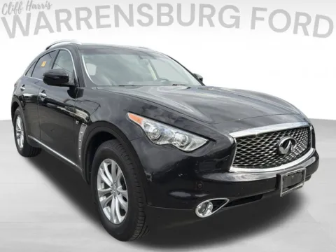 Black 2017 INFINITI QX70 for sale in Warrensburg, MO