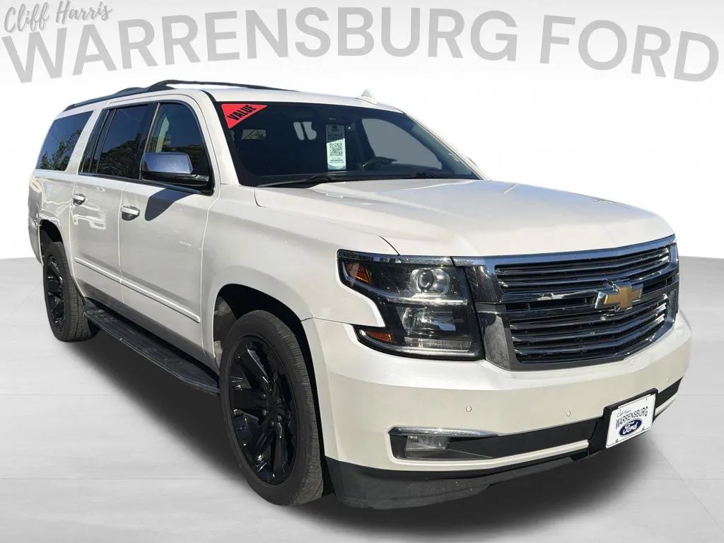 Unknown 2017 Chevrolet Suburban Premier for sale in Warrensburg, MO