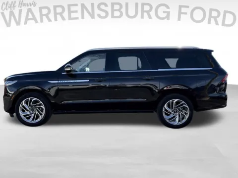 More photos of 2025 Lincoln Navigator L Reserve at Warrensburg Ford, MO