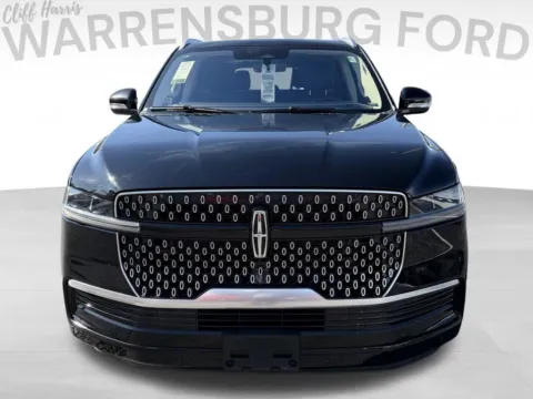 Photos of 2025 Lincoln Navigator L Reserve for sale in Warrensburg, MO at Warrensburg Ford
