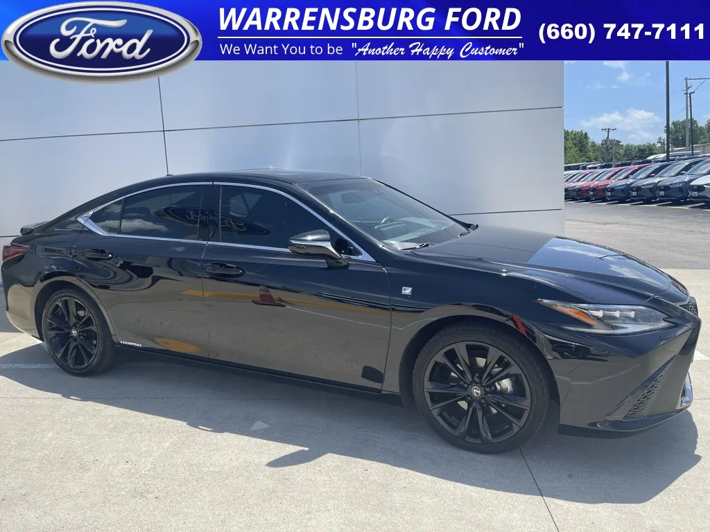 Black 2022 Lexus ES 300h for sale in Warrensburg, MO