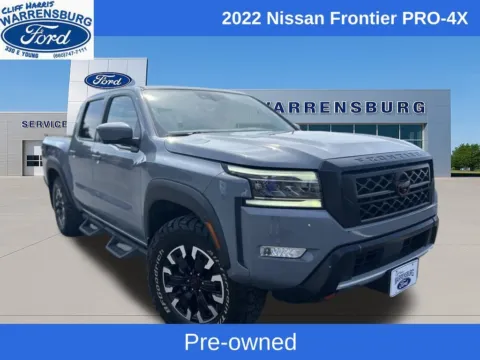 Gray 2022 Nissan Frontier PRO-4X for sale in Warrensburg, MO