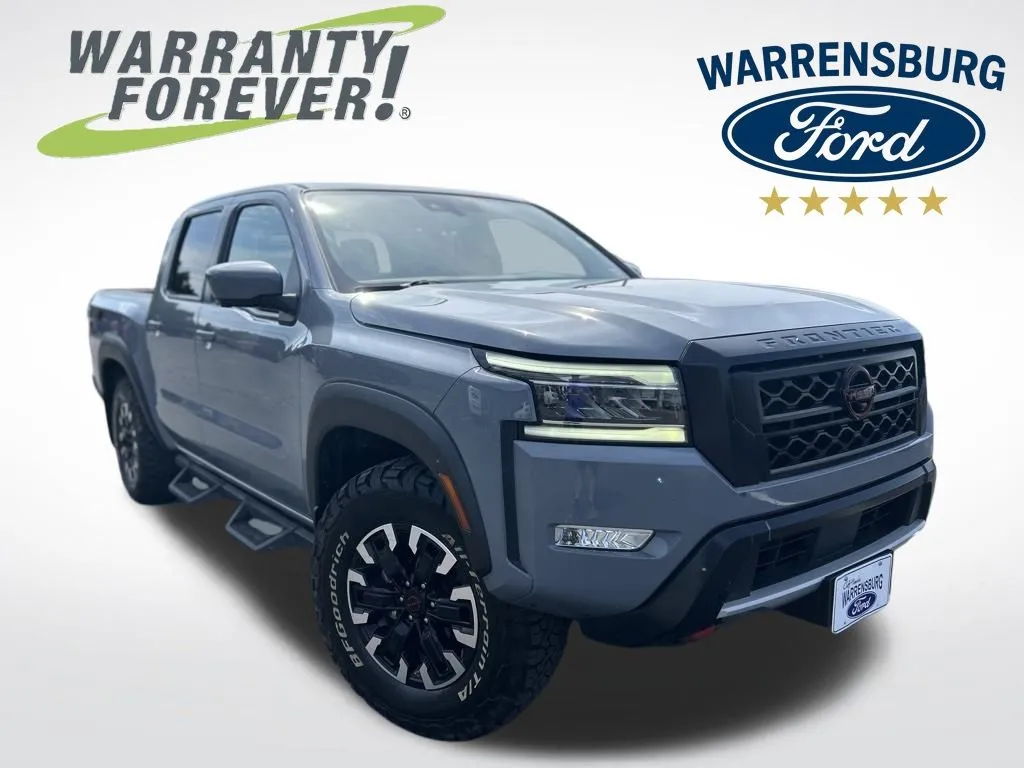 Gray 2022 Nissan Frontier PRO-4X for sale in Warrensburg, MO