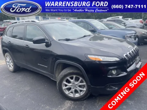 Black 2018 Jeep Cherokee Latitude for sale in Warrensburg, MO