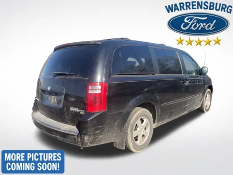 Photos of 2010 Dodge Grand Caravan Hero for sale in Warrensburg, MO at Warrensburg Ford